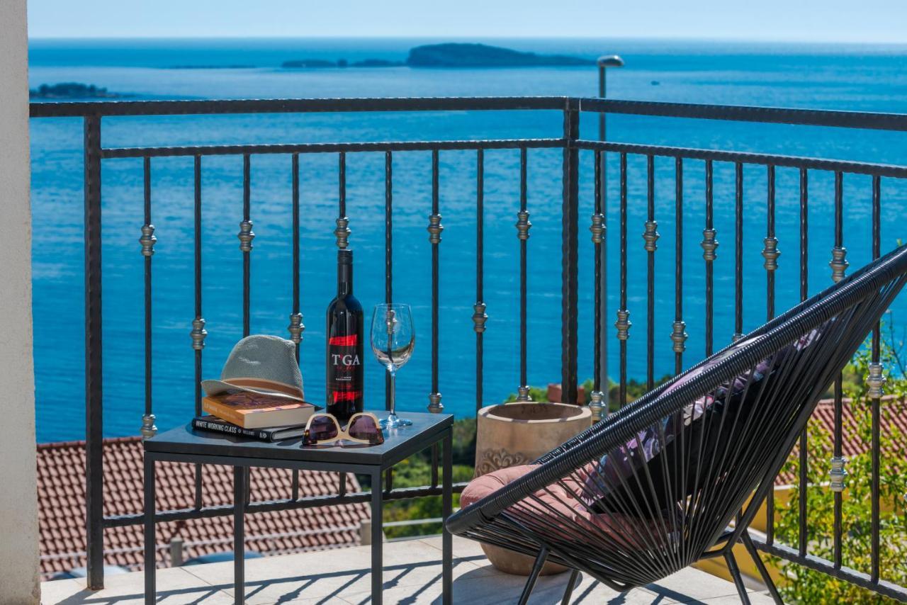 Golden Seaview Holiday Home Mlini Eksteriør bilde
